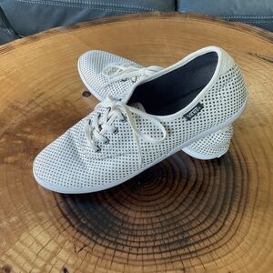 VANS OFF THE WALL Cream and Dark Gray Polka Dot Tennis Shoes Sneakers Sz 9